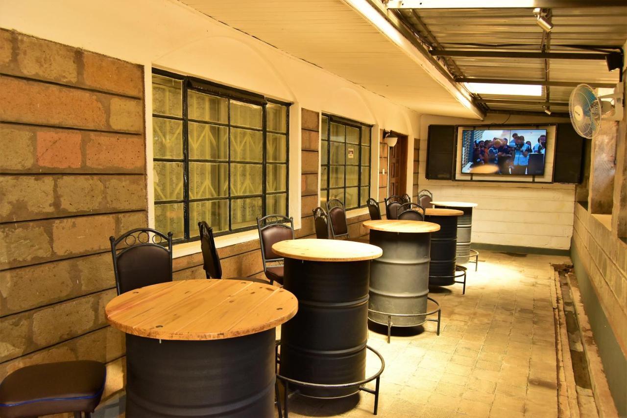 Wagon Wheel Hotel Eldoret Bagian luar foto