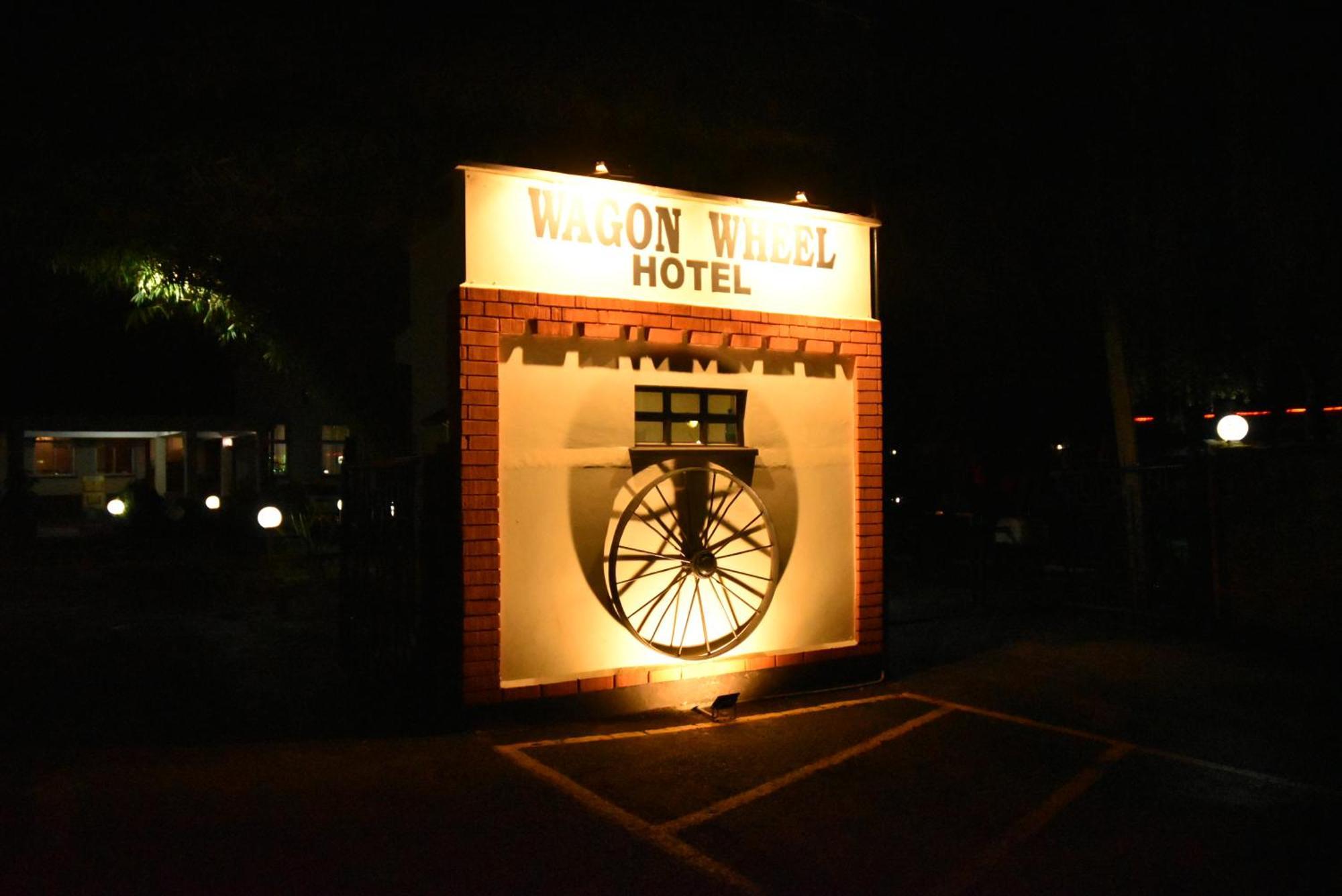 Wagon Wheel Hotel Eldoret Bagian luar foto