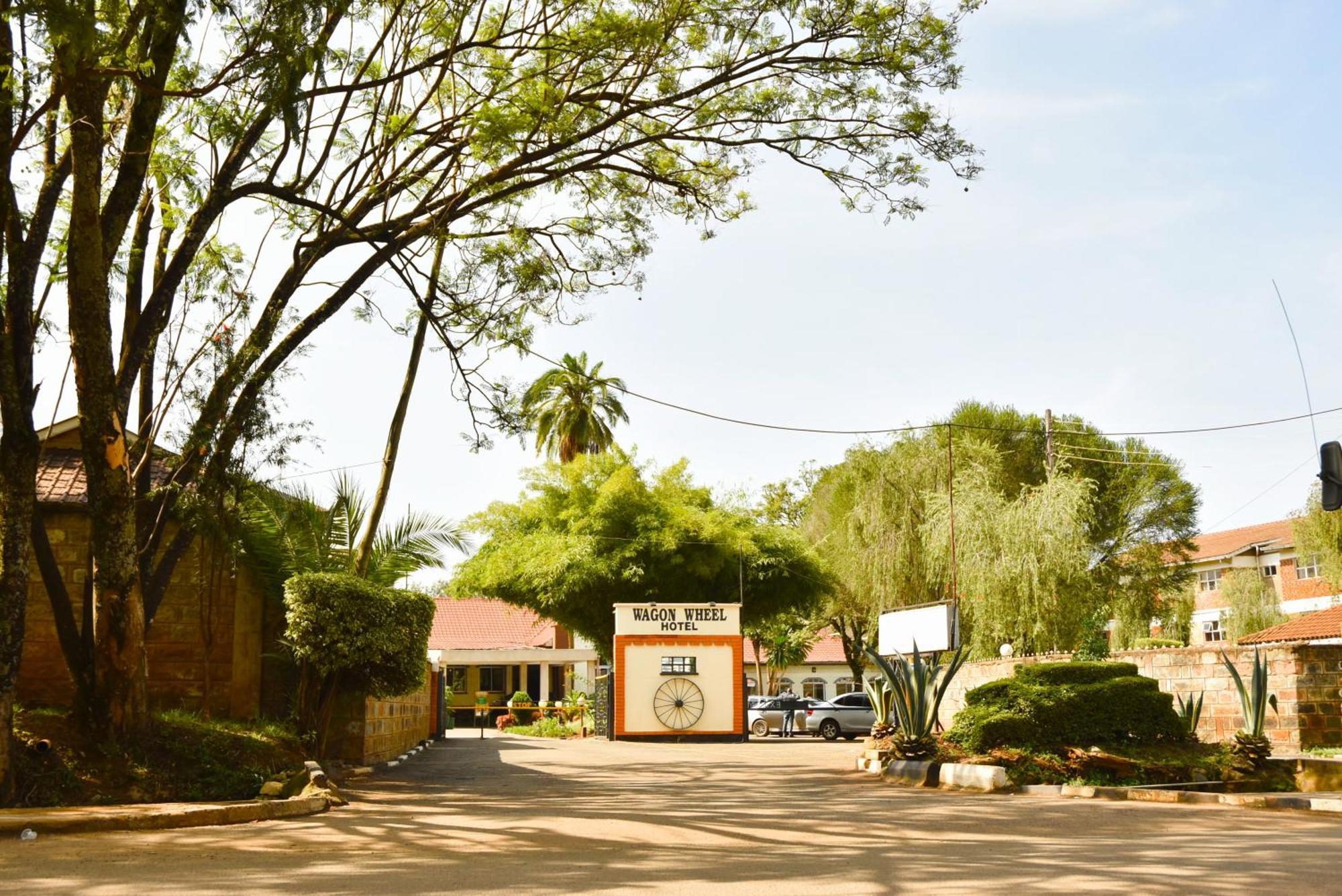 Wagon Wheel Hotel Eldoret Bagian luar foto